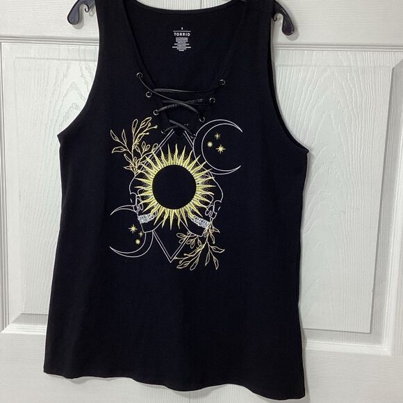 Torrid Black Wicked Skulls Sun Tank Top Laced Neckline Torrid Sizing 3 - Picture 1 of 12